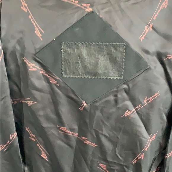 Coat - Picture 12 of 14